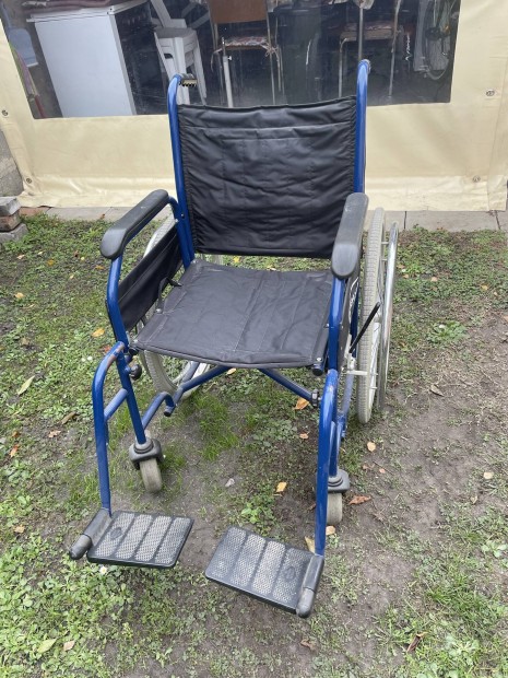 Elad� nagyon j� �llapban egy rehabkocsi!8