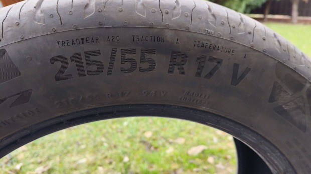 Elad ngy hasznlt Continental nyri gumi Mret: 215/55 R17