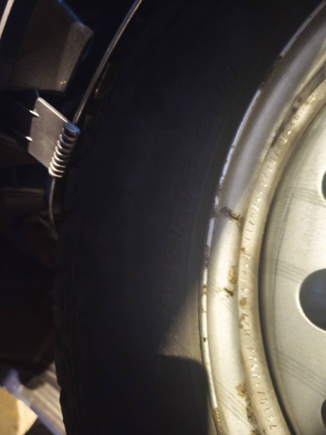 Elado ngyvszakos  5X100Nexen szett felni+trcsa