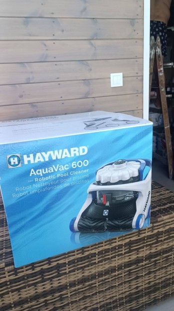 Eladó nem használt Hayward Aquavac 600 medence tisztító