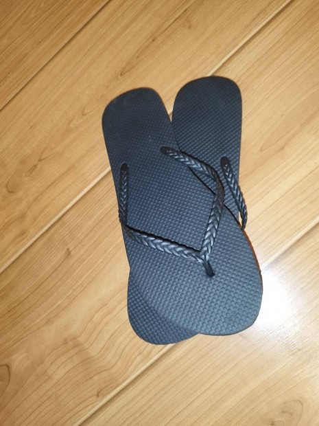 Elad ni strandpapucs (40-41)