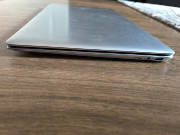 Eladó notebook