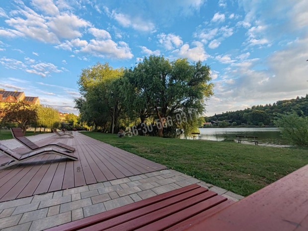 Elad� nyaral�, B�nk B�nk, J�zmin utca, 30990000 Ft, 40 nm 145_nog