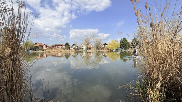 Elad� nyaral�, Dunaharaszti