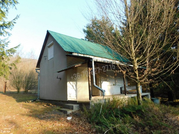 Elad� nyaral�, Par�d Par�d�huta, 32900000 Ft, 50 nm 139_jh