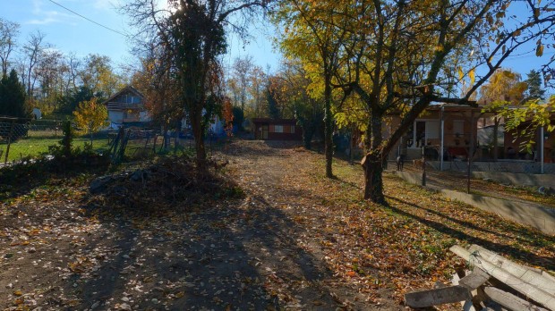 Elad� nyaral�telek, Mogyor�d �jfalu, Di�fa utca 5