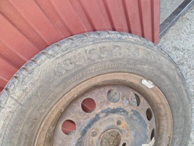 Elad nyri gumi 185/65 r14 