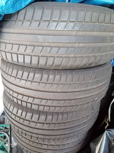 Eladó nyári gumi 215 /60 R16 DOT 2023