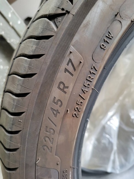 Elad nyri gumi - Michelin primacy 4 - 225/45 R17 91W tpus 