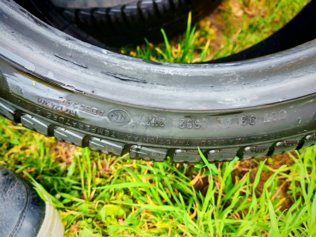 Elad� ny�ri gumi garnit�ra 