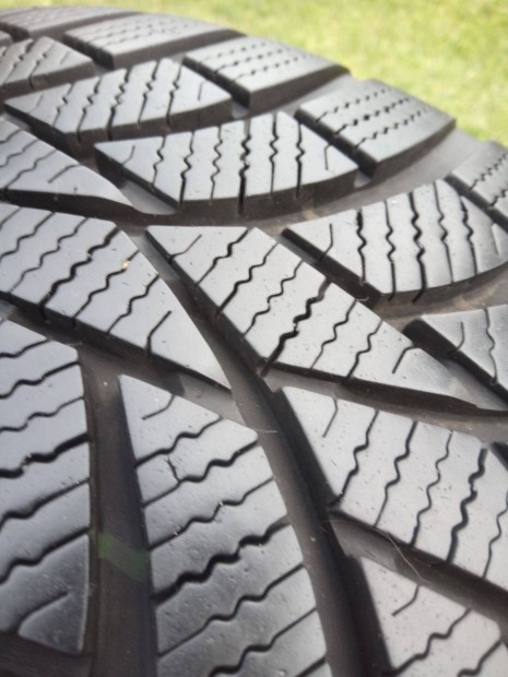 Elad nyugdjastl 4 db.Toyotires japn tli 16 colos kls gumi