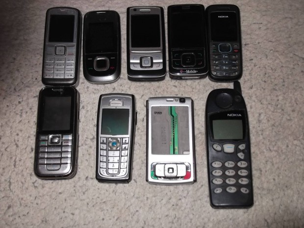 Elad olcsn 9 darab Nokia mobiltelefonok alkatrsznek