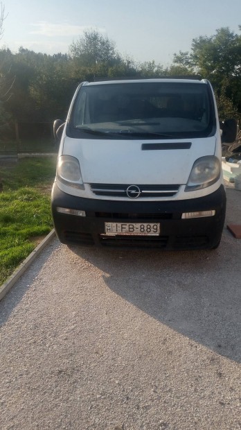 Elad opel vivaro 