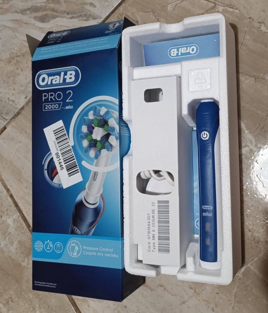 Elad oral b pro2 2000 elektromos fogkefe