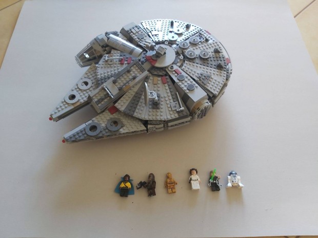 Eladó összeszerelt LEGO Star Wars Millenium Falcon