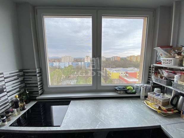 Elad� panellak�s Budapest XIV. ker�let, Vez�r utca