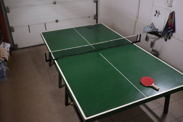 Elad pingpong asztal