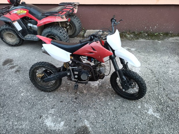 Elad pitbike 4 sebessges 125cc kxd 502