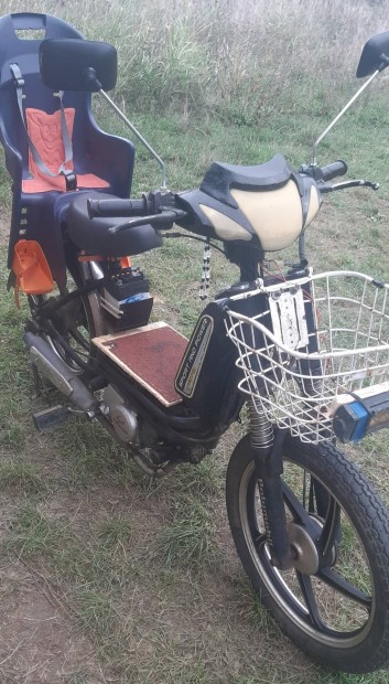 Eladó polymobil 4t benzines nagykereku