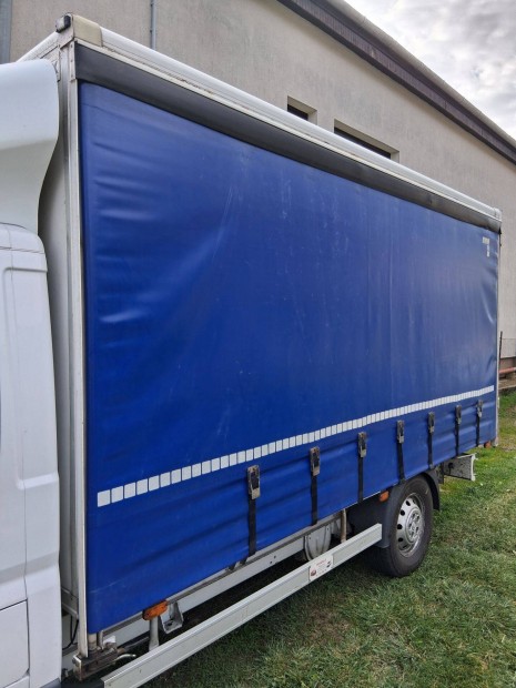 Elad ponyvs felptmny