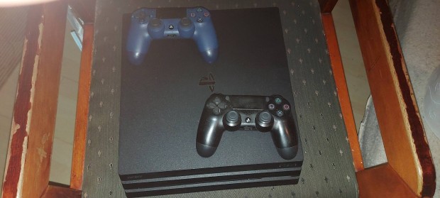 Elado ps4 pro!!