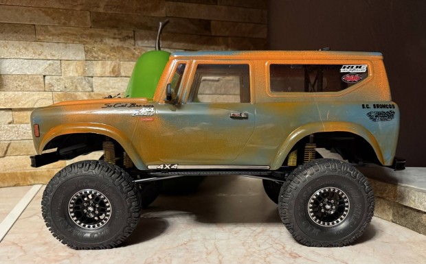 Elado rc trial auto 1/10 cross rc