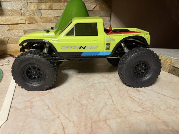 Elado rc trial auto vanquish vrd strance rtr