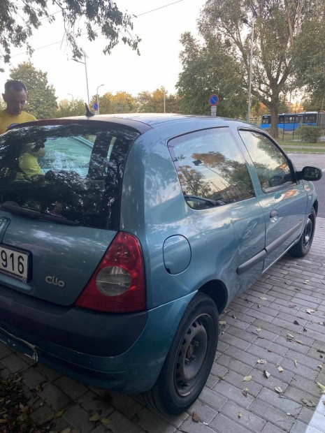 Elad renault clio