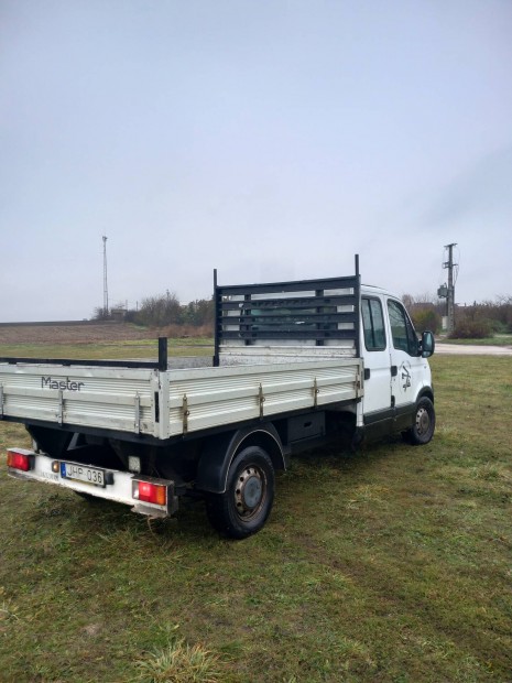 Elado renault master tejesen szervizelvel 