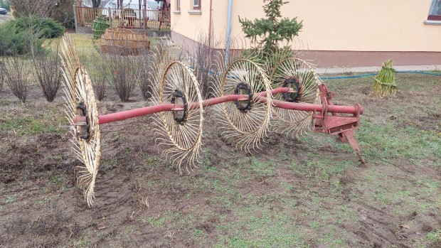 Elad� rendsodr� Fella rendter�t�