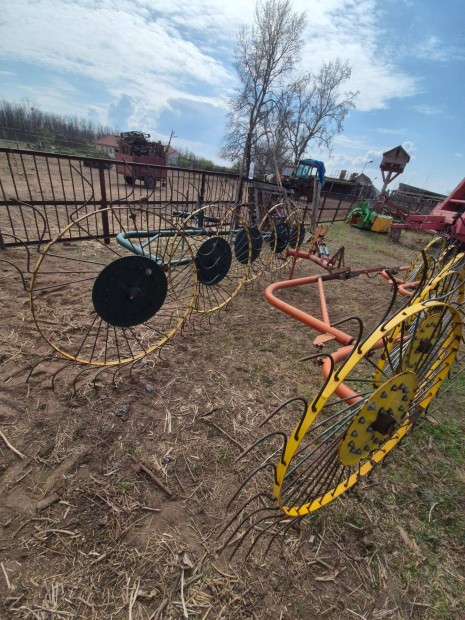 Elad� rendsodr�k