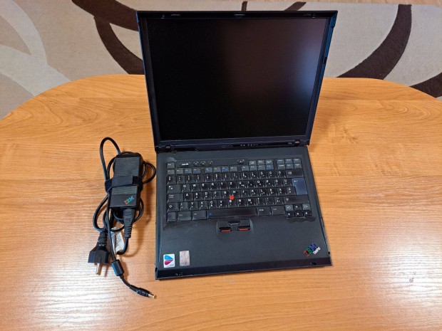 Elad retr IBM Thinkpad R50e laptop
