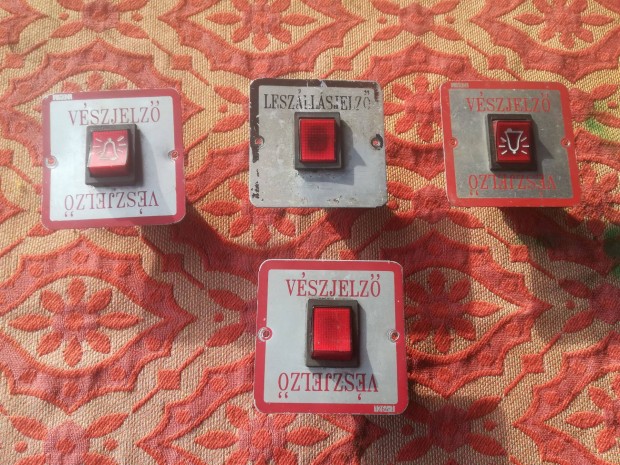 Elad retro Ikarus vszjelz eredeti alkatrsz