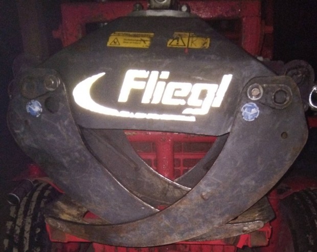 Elad� r�nkfog�! 