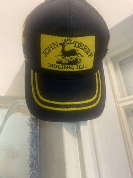 Eladó sapka alig használt állapotban! Olcsón