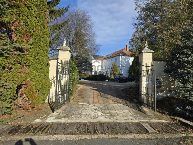 Elad� sz�ll�shely Misefa