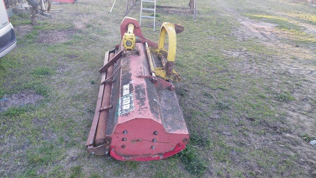 Elad� sz�rz�z� INO Tfz 225 mulcsoz�