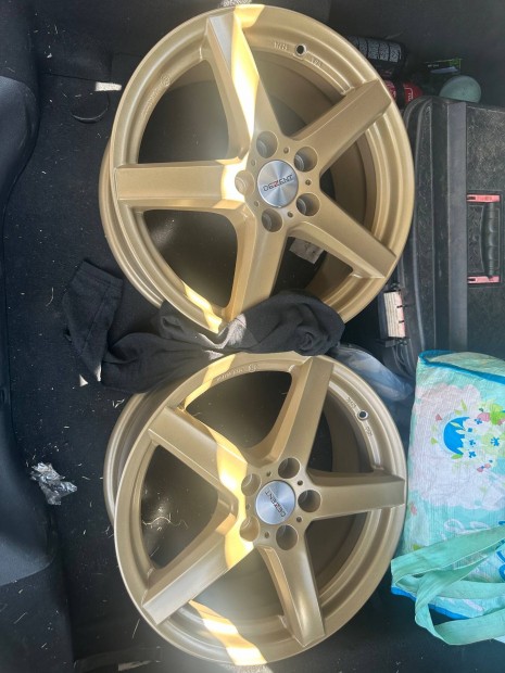 Elad szp llapot 5x108 r17 Dezent alufelni Garnitra