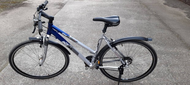 Elad� sz�p �llapot� KTM LIFE ONE n�i ker�kp�r