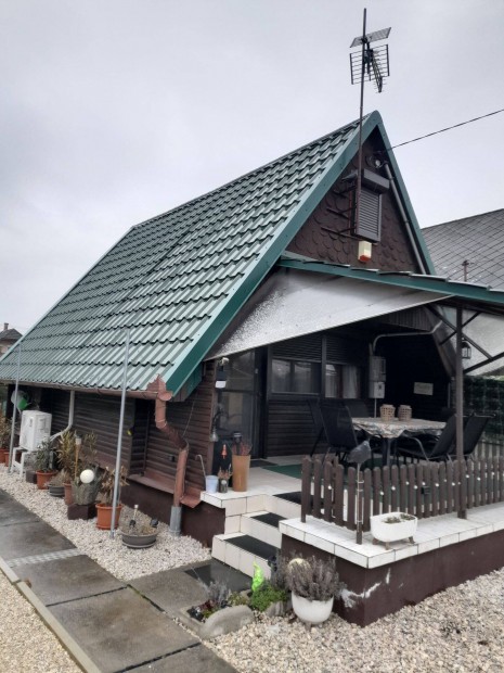 Elad� sz�p nyaral� Csokonyavisonta-F�rd�-�d�l�telepen