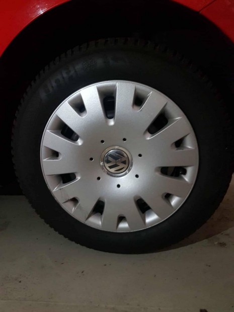 Elad szerelt tli gumi 