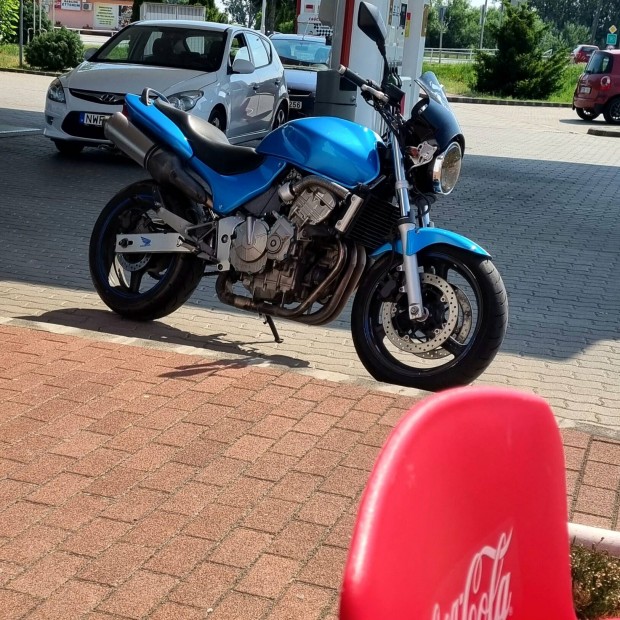 Elad szeretet motorom! 