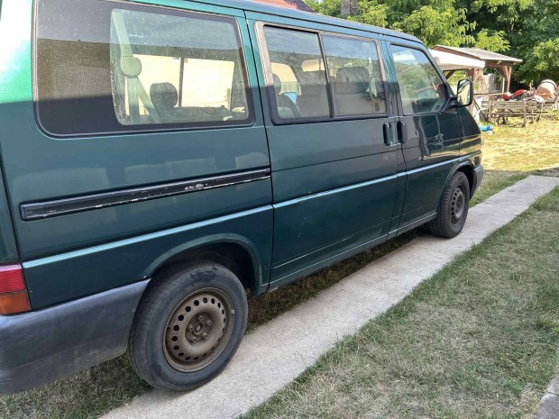 Eladó t4 transporter