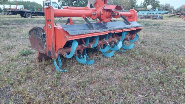 Eladó talajmaró Kubota 145 rotátor