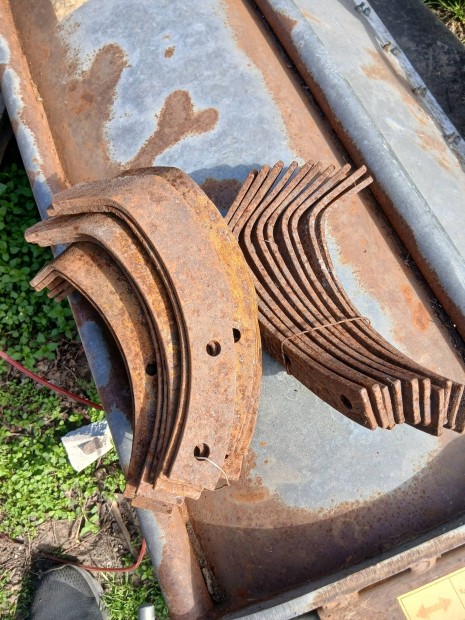 Elad� talajmar� kapatagok 