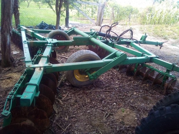 Eladó tárcsa vas megyében.