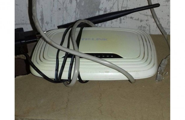 Eladó tb-link WiFi routor keveset használt jól működik 2000ft