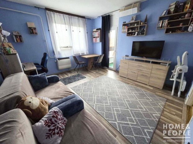 Elad� t�gla lak�s H�dmez�v�s�rhely-Kertv�ros�ban!