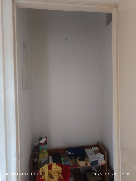 Elad� t�gla lak�s Tatab�nya