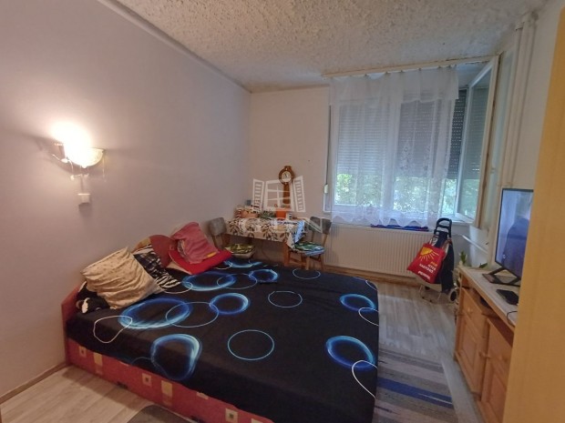 Elad� t�glalak�s Baja, Kod�ly Zolt�n utca